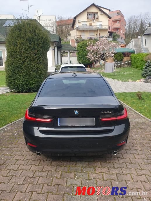 2020' BMW Serija 3 330E photo #2
