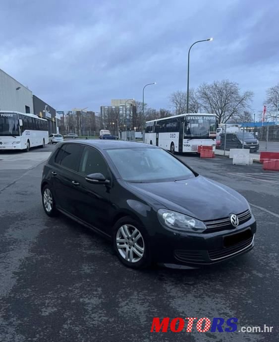 2011' Volkswagen Golf 6 1,6 Tdi photo #1