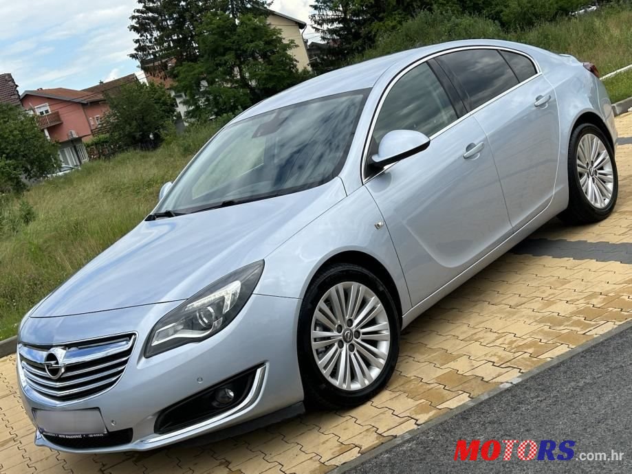 2013' Opel Insignia Sport photo #4