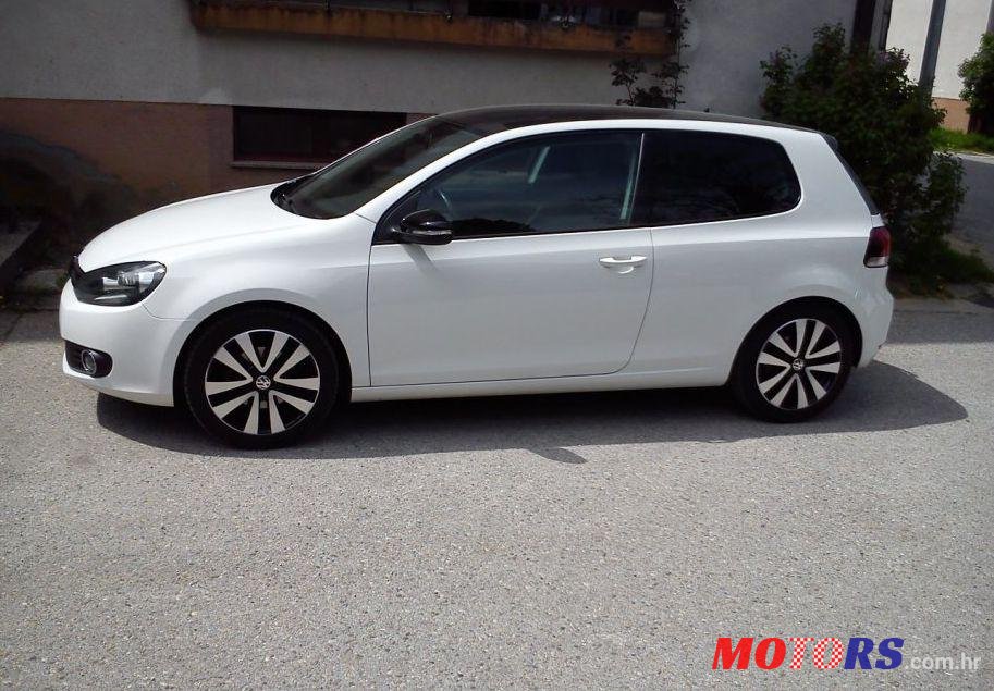 2009' Volkswagen Golf VI 2,0 Tdi photo #1