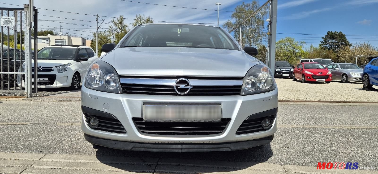 2006' Opel Astra Karavan photo #2