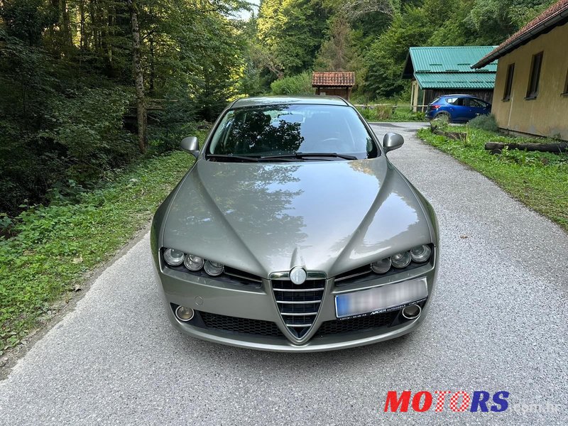 2009' Alfa Romeo 159 1,9 Jtdm photo #1