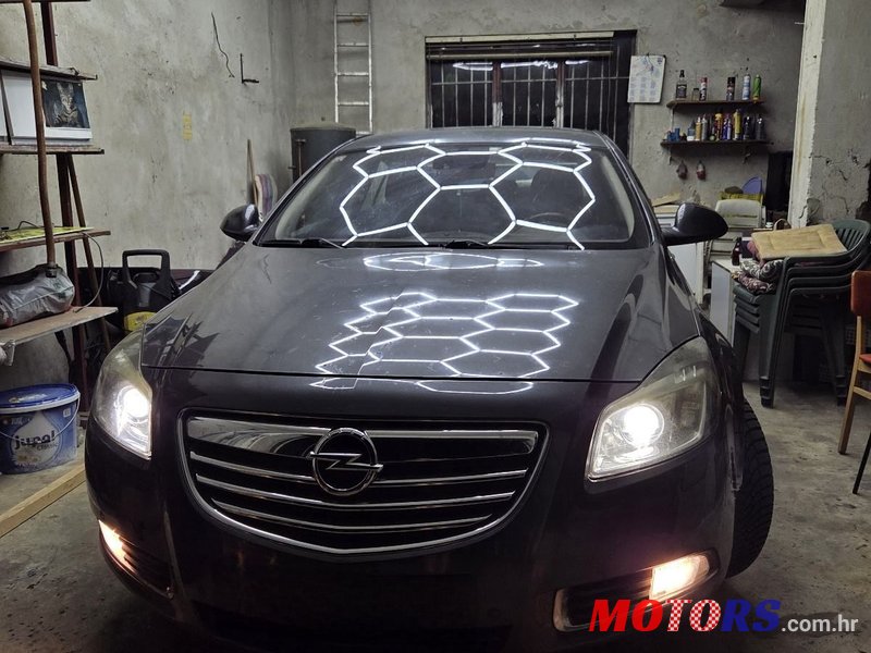 2010' Opel Insignia 2,0 Cdti photo #1