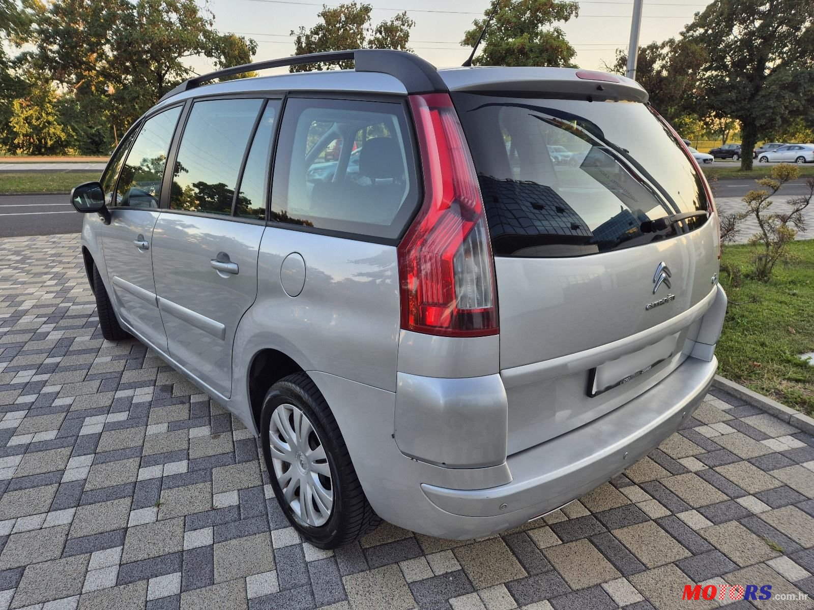 2011' Citroen C4 Grand Picasso 1,6 Hdi photo #6