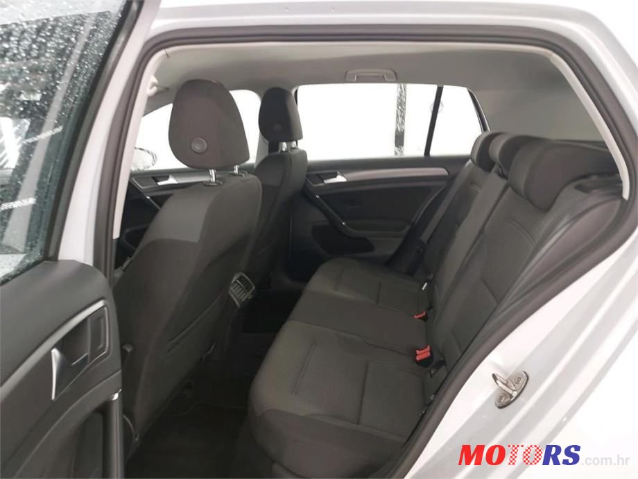 2017' Volkswagen Golf 7 photo #6