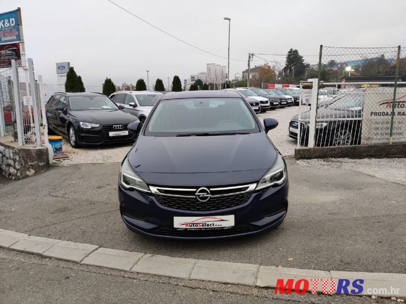 2018' Opel Astra 1.6 Cdti photo #3