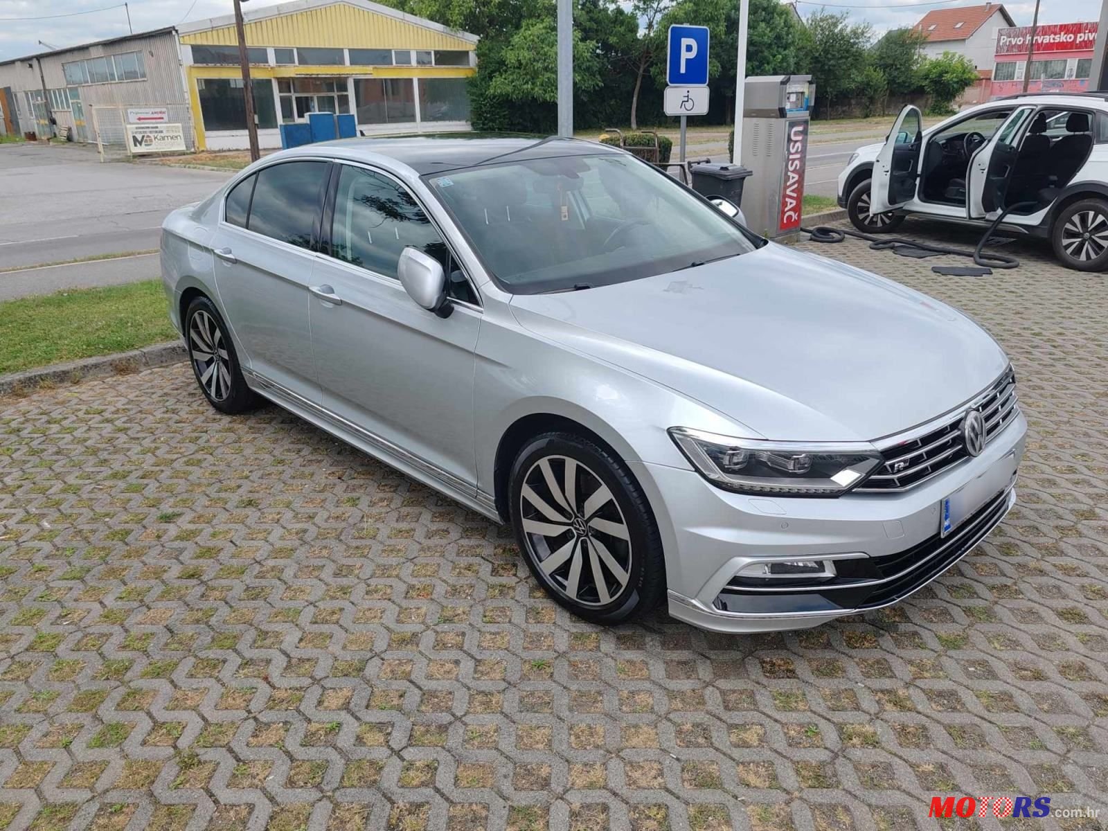 2015' Volkswagen Passat 2,0 Tdi Bmt photo #6