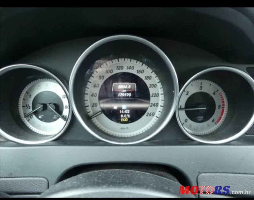 2012' Mercedes-Benz C-Klasa 200 Cdi photo #5