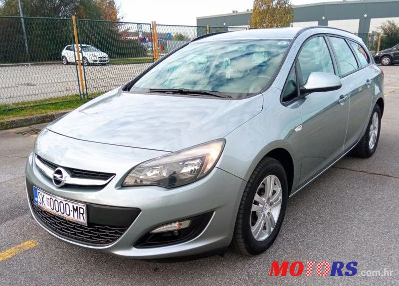 2014' Opel Astra Karavan Sports 1,6 Cdti photo #1