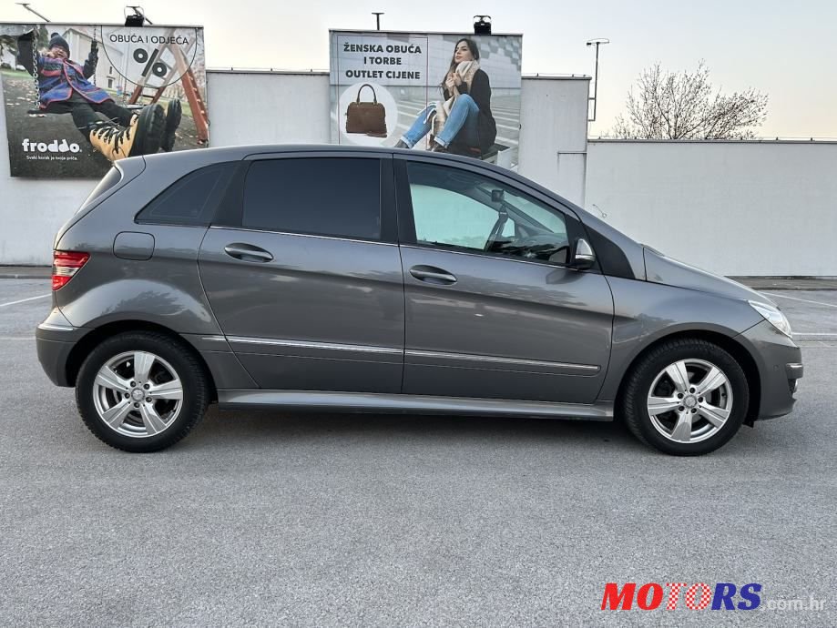 2011' Mercedes-Benz B-Klasa 180 Cdi photo #6