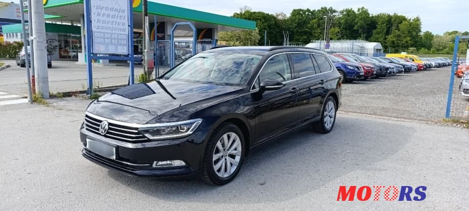2016' Volkswagen Passat Variant photo #1