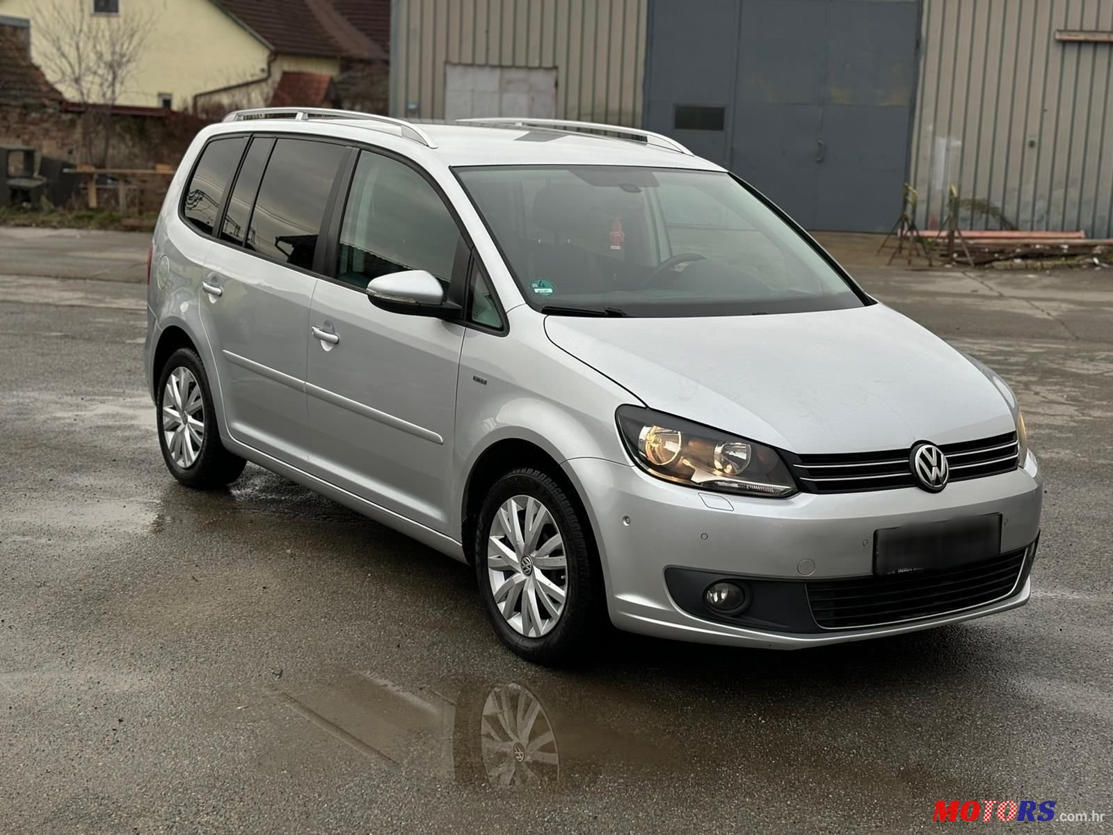 2013' Volkswagen Touran 1,6 Tdi photo #2
