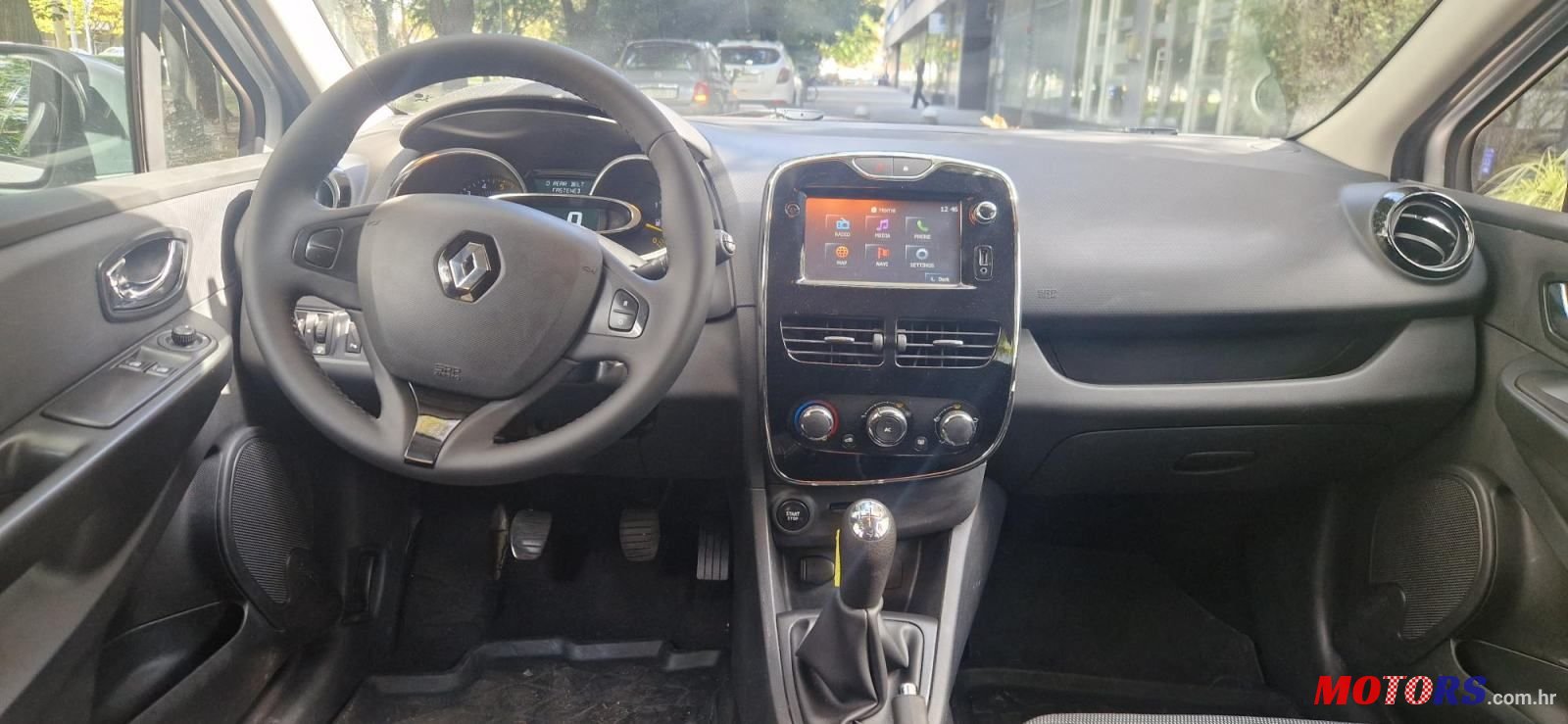 2015' Renault Clio Dci 90 photo #5