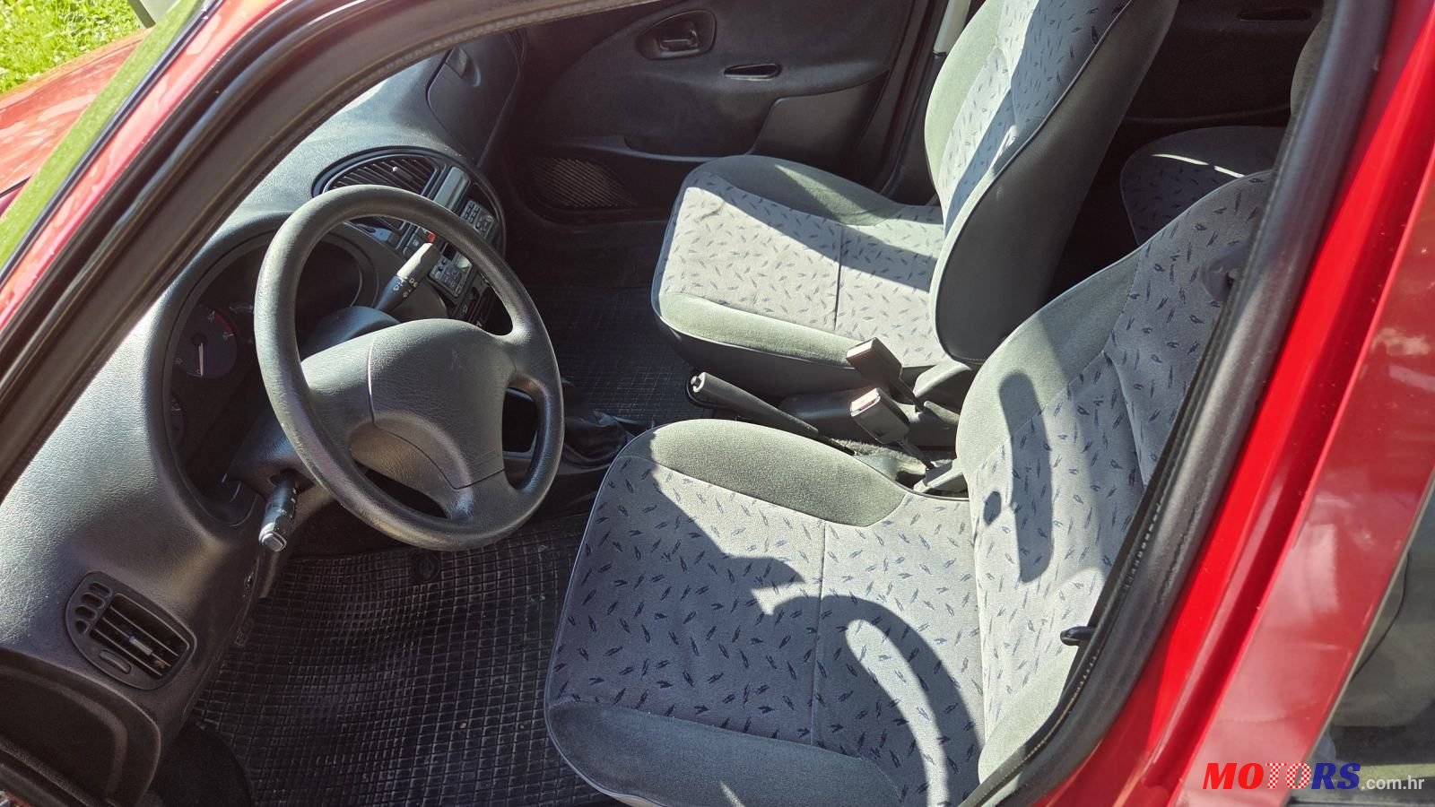 2002' Citroen Saxo 1,5 D Sx photo #1