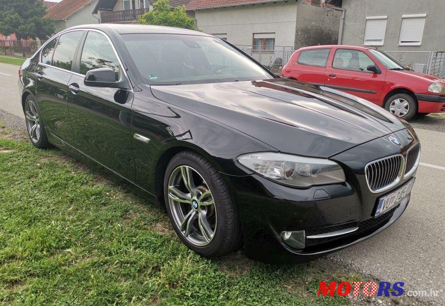 2012' BMW Serija 5 525D photo #1