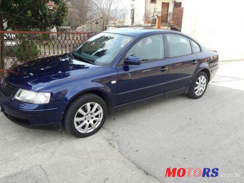 1999' Volkswagen Passat 2,5 Tdi photo #2