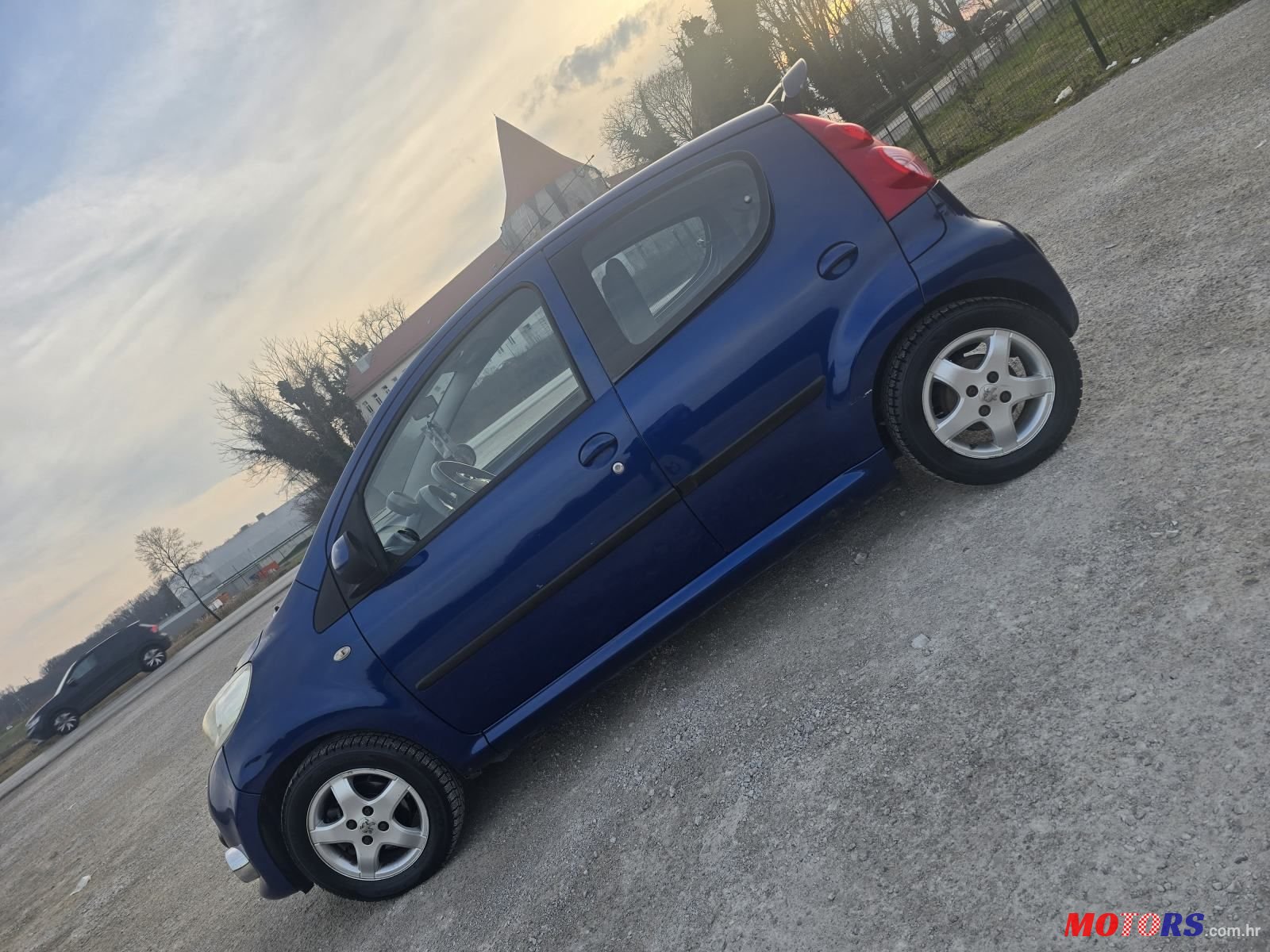 2007' Peugeot 107 1,0 photo #4
