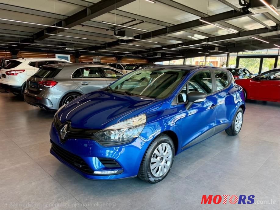 2020' Renault Clio Tce photo #1