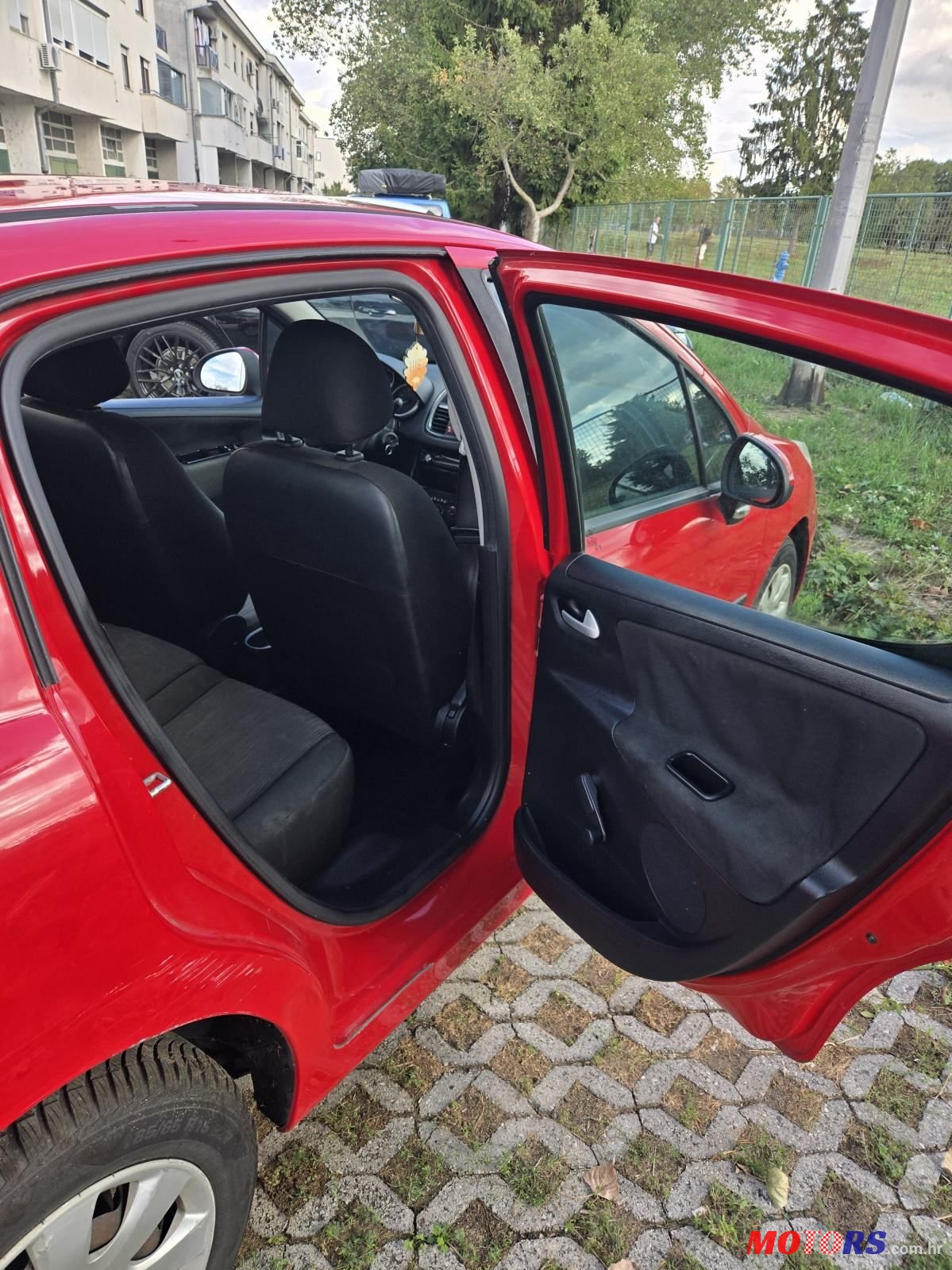 2010' Peugeot 207 200 1,4 photo #6