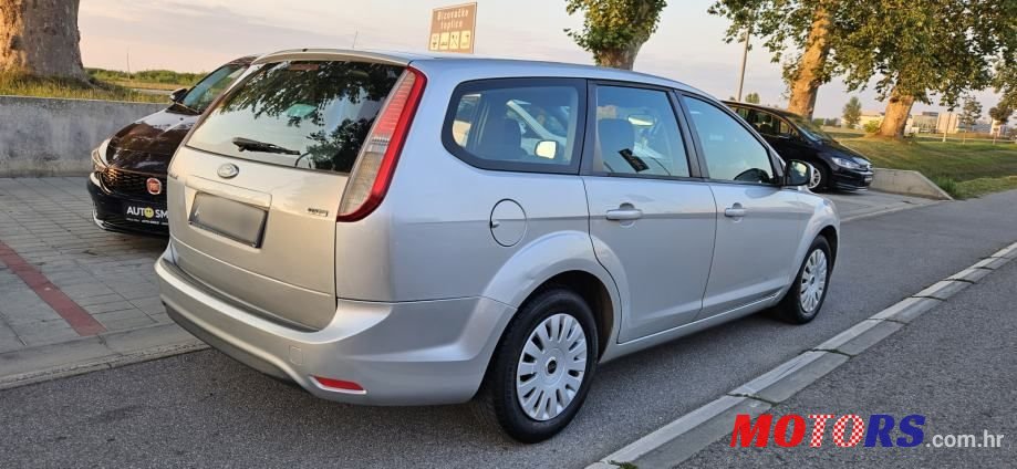 2008' Ford Focus Karavan photo #4