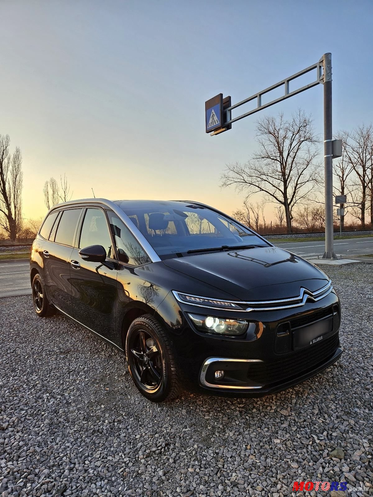 2017' Citroen C4 Grand Picasso photo #3