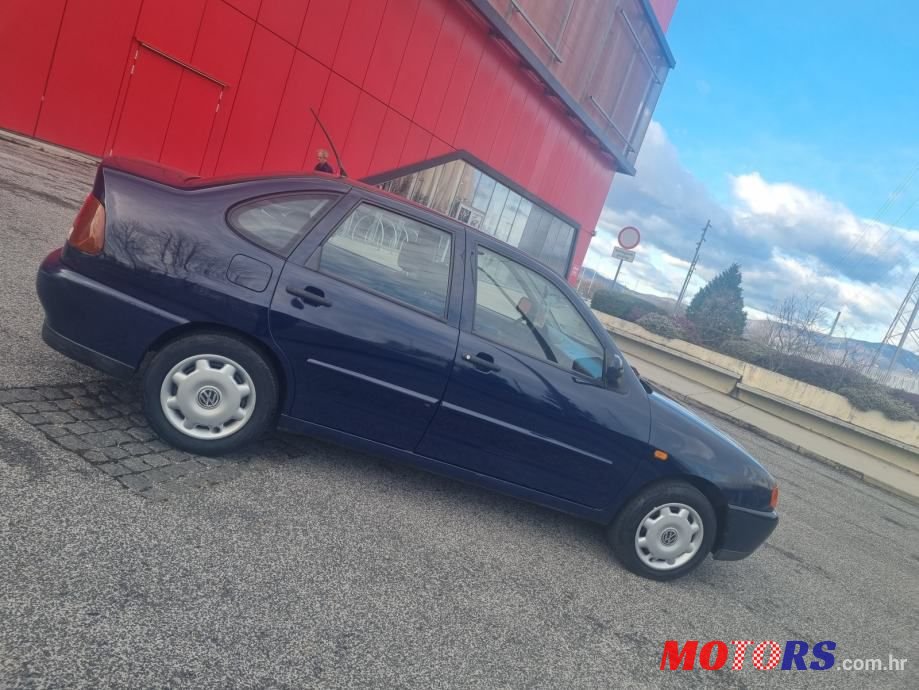 1998' Volkswagen Polo photo #4