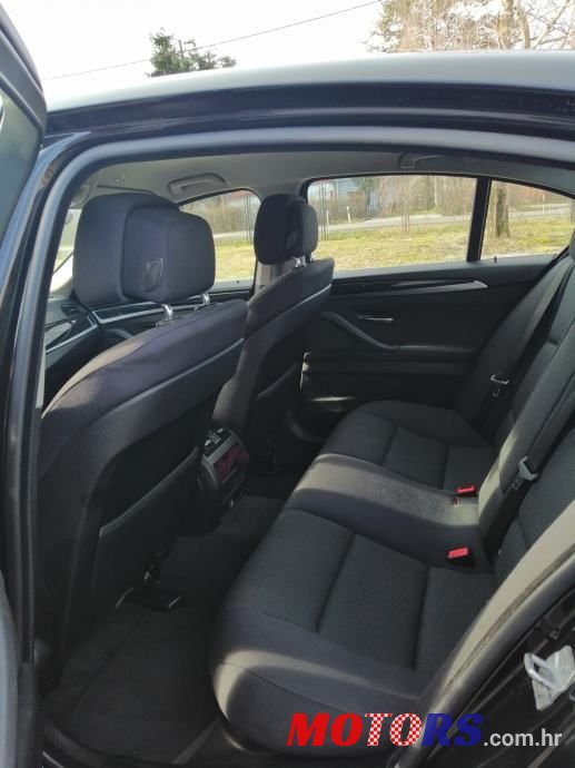 2013' BMW Serija 5 520D photo #3