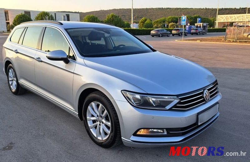 2015' Volkswagen Passat Variant photo #1