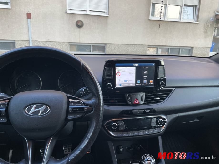 2019' Hyundai i30 1,4 T-Gdi photo #6