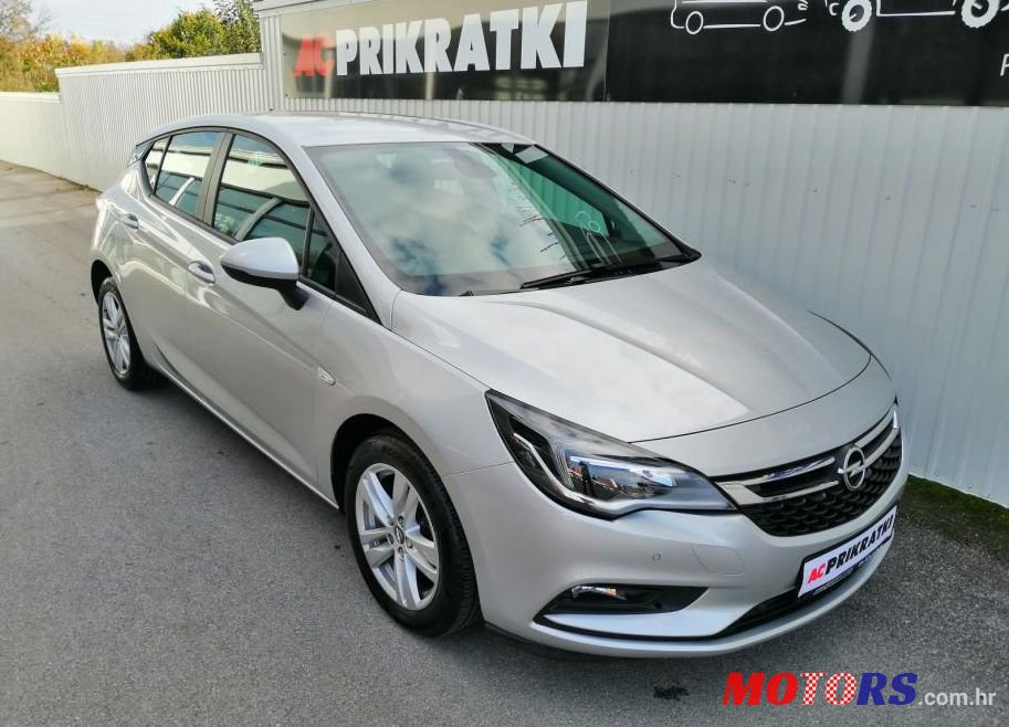 2017' Opel Astra 1.6 Cdti photo #1