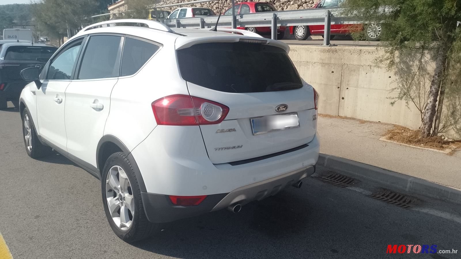 2010' Ford Kuga 2,0 photo #3