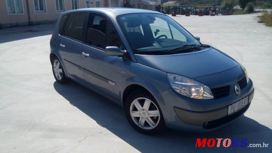 2005' Renault Scenic photo #1