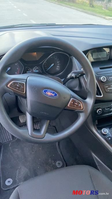 2015' Ford Focus Karavan photo #3