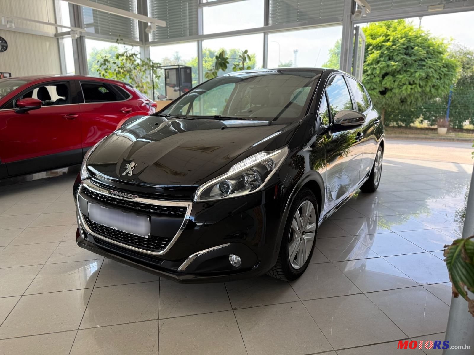 2019' Peugeot 208 1,2 Puretech photo #3
