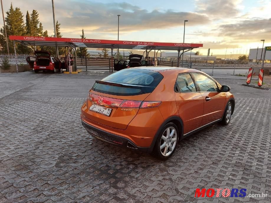 2008' Honda Civic 1,8 Sport photo #1