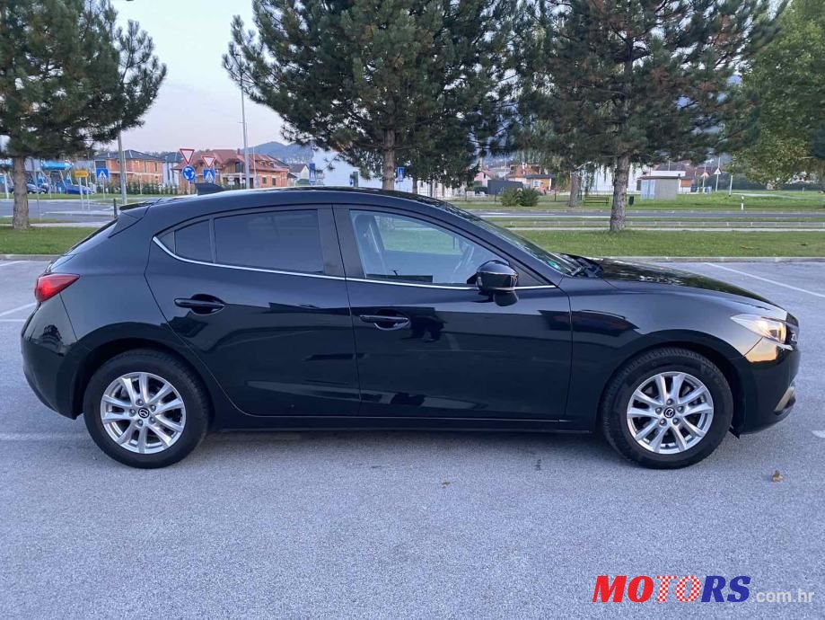 2015' Mazda 3 Sport photo #4