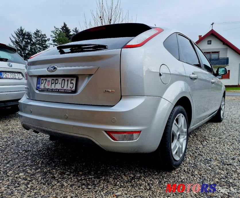 2010' Ford Focus 1,6 photo #2