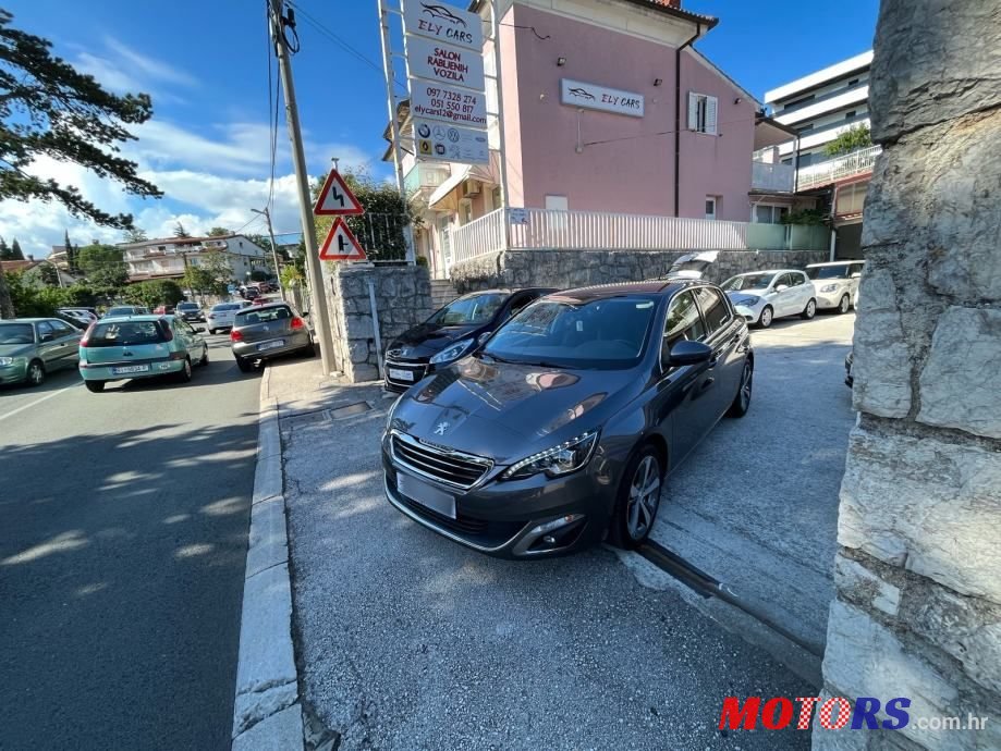2016' Peugeot 308 photo #1