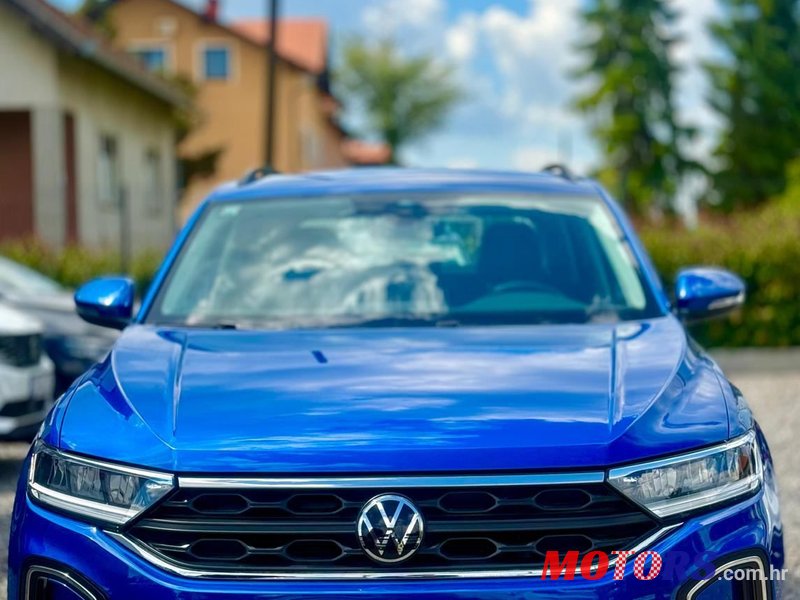 2023' Volkswagen T-Roc 1,0 Tsi photo #2