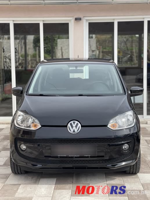2014' Volkswagen Up! 1,0 Up! photo #5