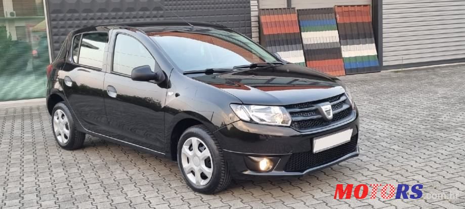 2014' Dacia Sandero photo #4
