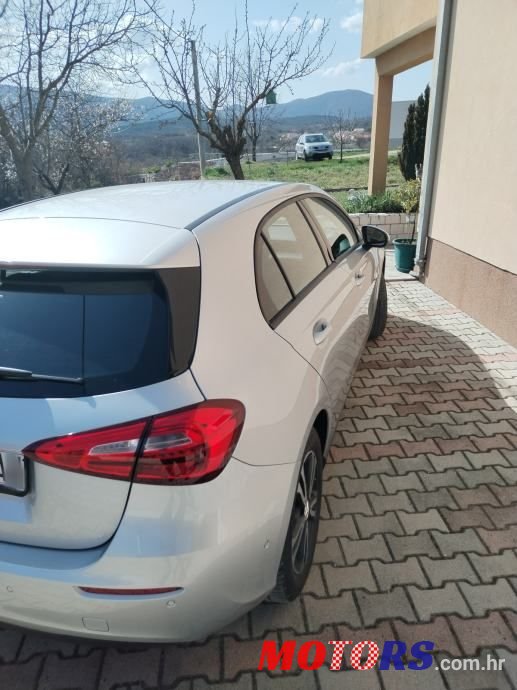 2020' Mercedes-Benz A-Klasa 160 D photo #4
