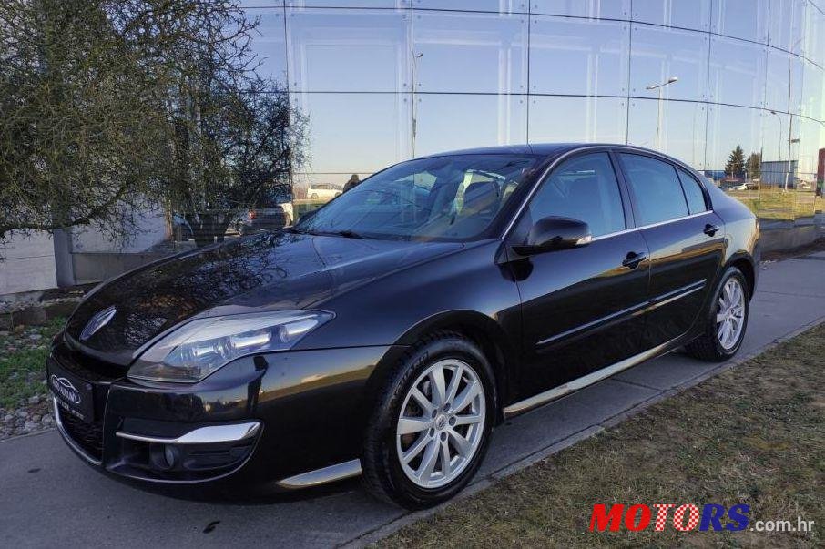 2011' Renault Laguna 2,0 Dci 150 photo #1