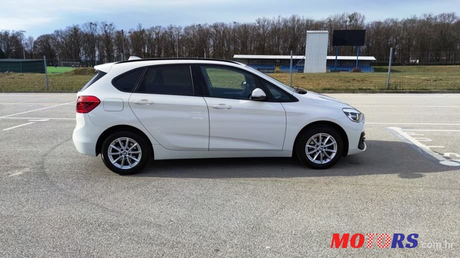 2018' BMW Serija 2 216D photo #2