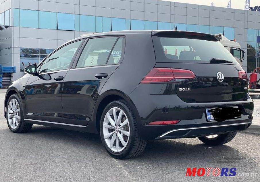 2017' Volkswagen Golf VII 1,6 Tdi Bmt photo #1