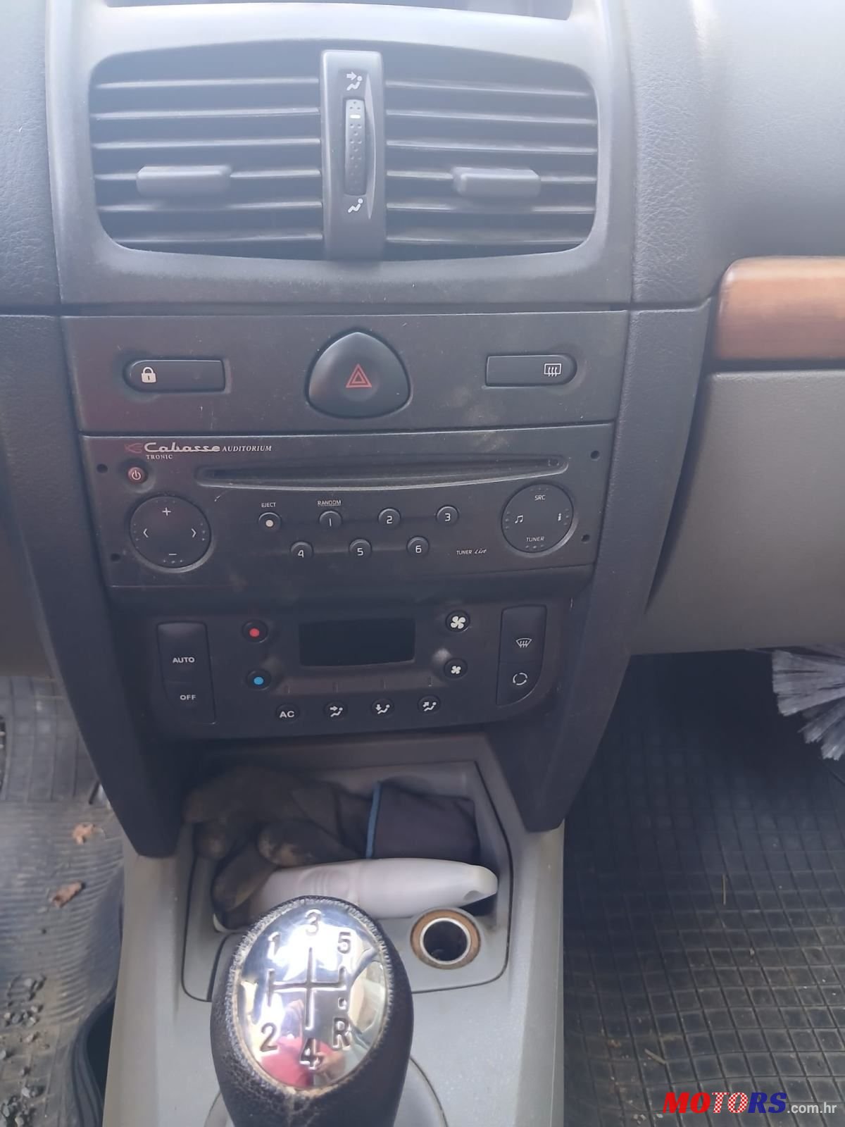 2004' Renault Clio 1,5 Dci photo #5