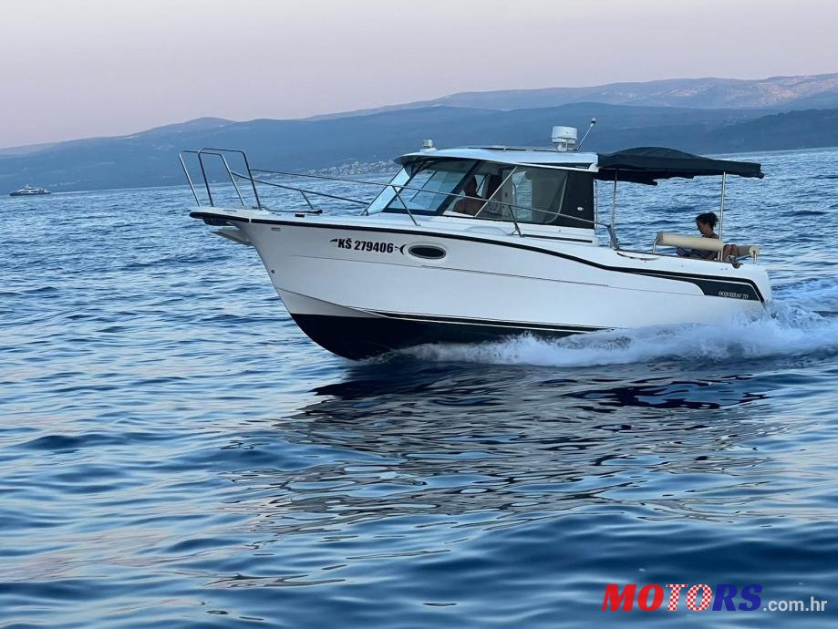 2001' Ocqueteau 715 photo #1