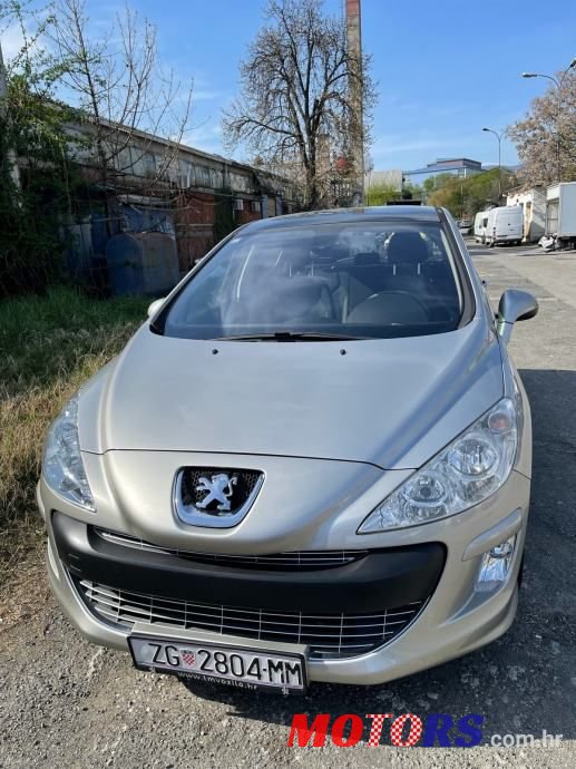 2008' Peugeot 308 photo #2
