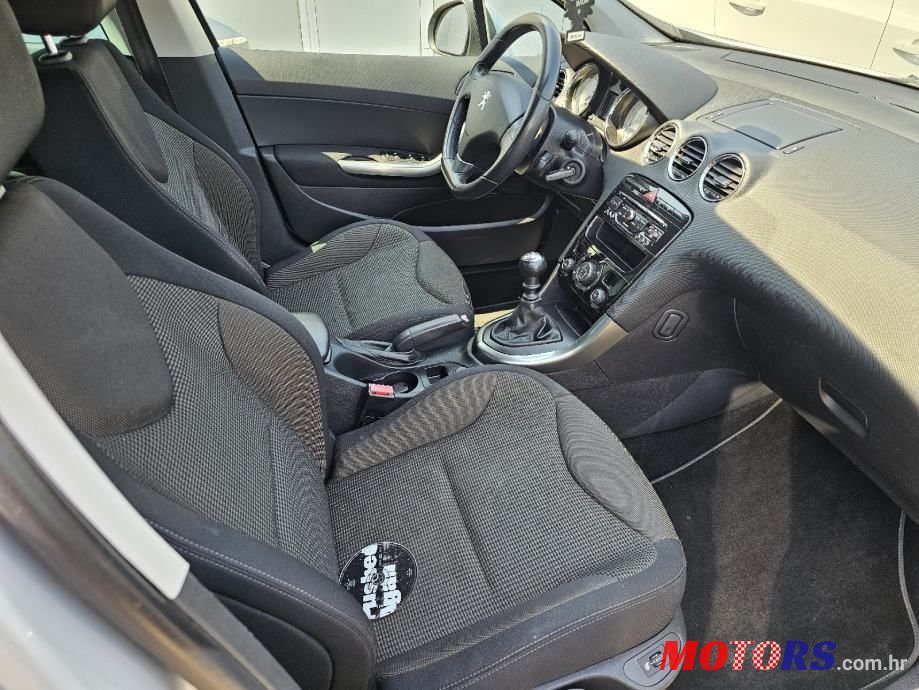 2014' Peugeot 308 Sw photo #4