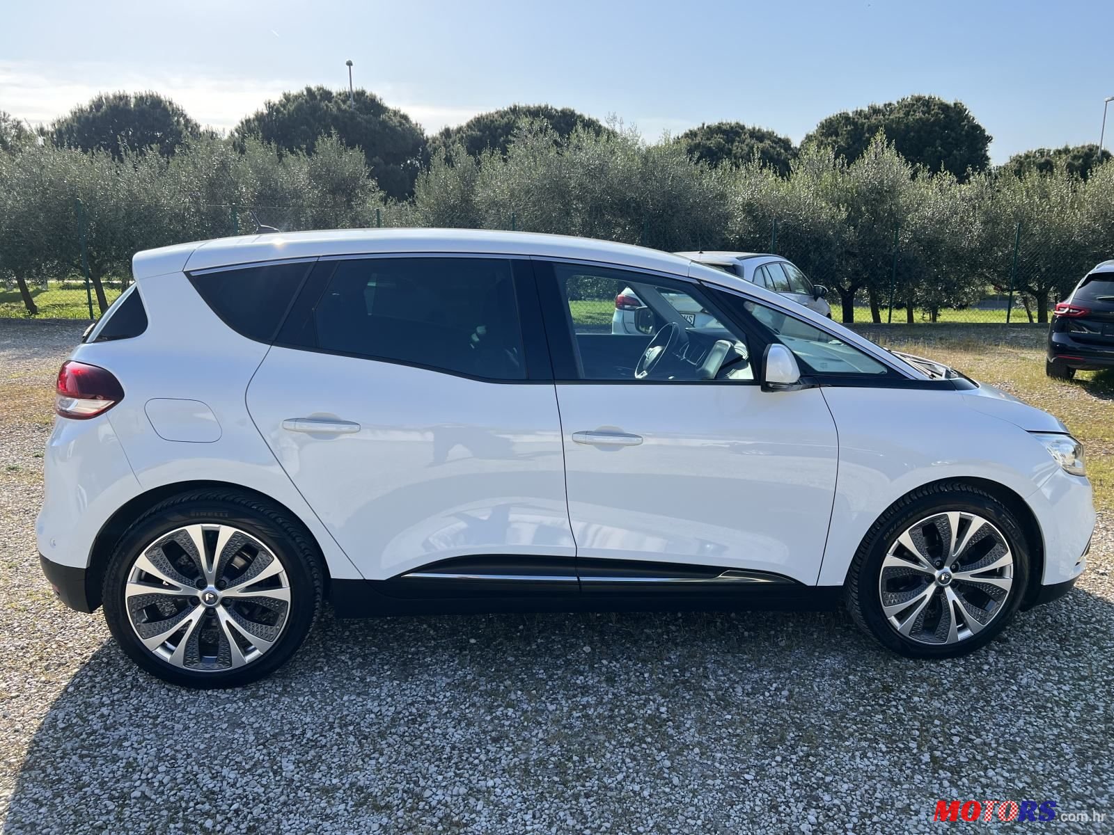 2017' Renault Scenic Dci 110 photo #5
